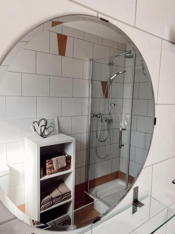 Oberfell Ferienwohnung Moselflair Mit Direktem Blick Auf Die Mosel Und Weinberge מראה חיצוני תמונה