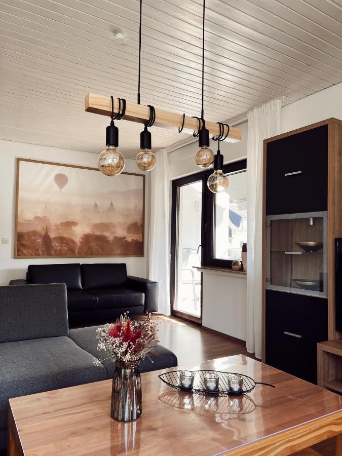 Oberfell Ferienwohnung Moselflair Mit Direktem Blick Auf Die Mosel Und Weinberge מראה חיצוני תמונה