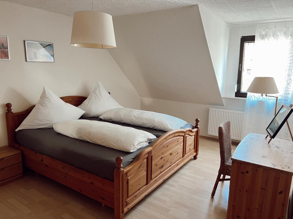 Oberfell Ferienwohnung Moselflair Mit Direktem Blick Auf Die Mosel Und Weinberge מראה חיצוני תמונה
